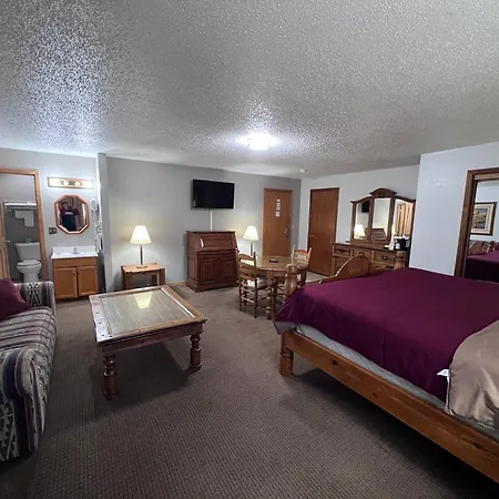Regency Inn Dodge City Exterior photo