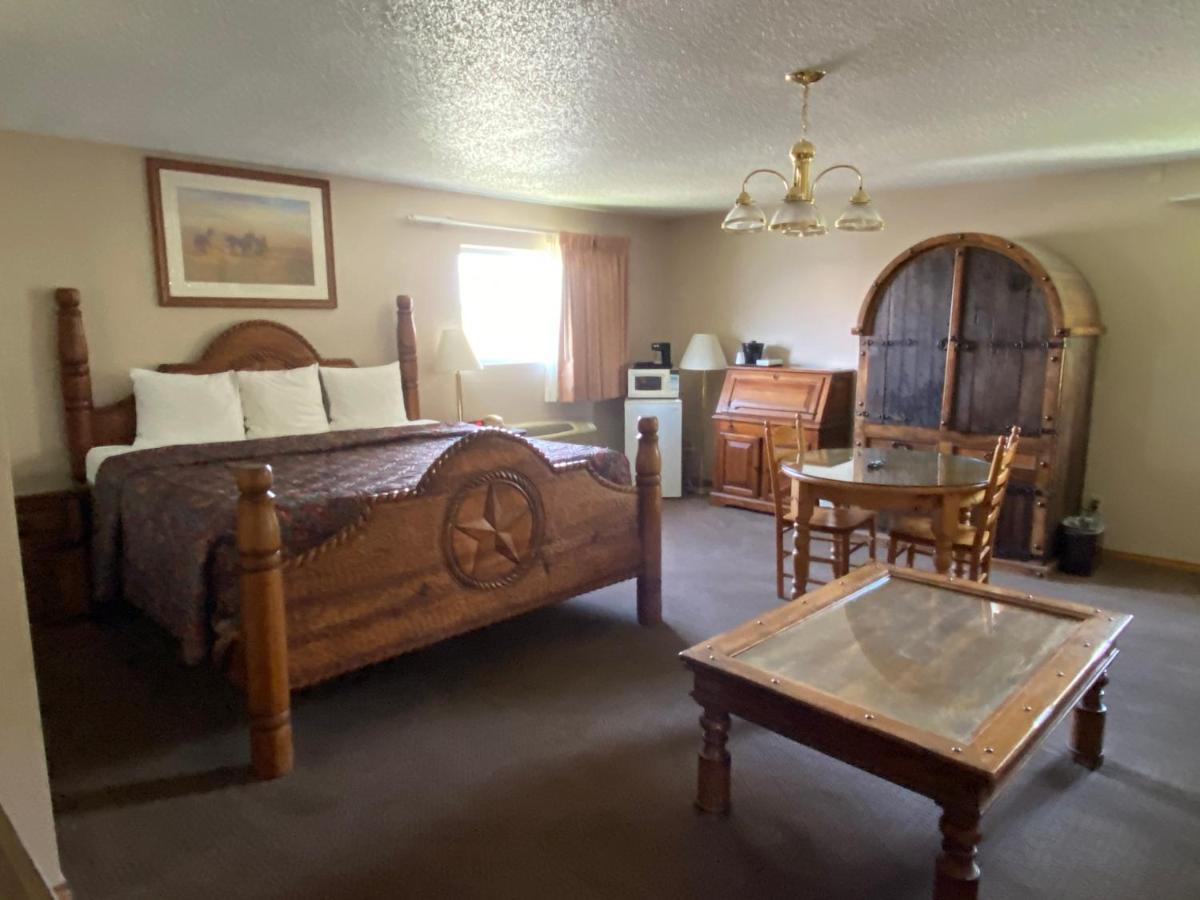 Regency 2* Dodge City