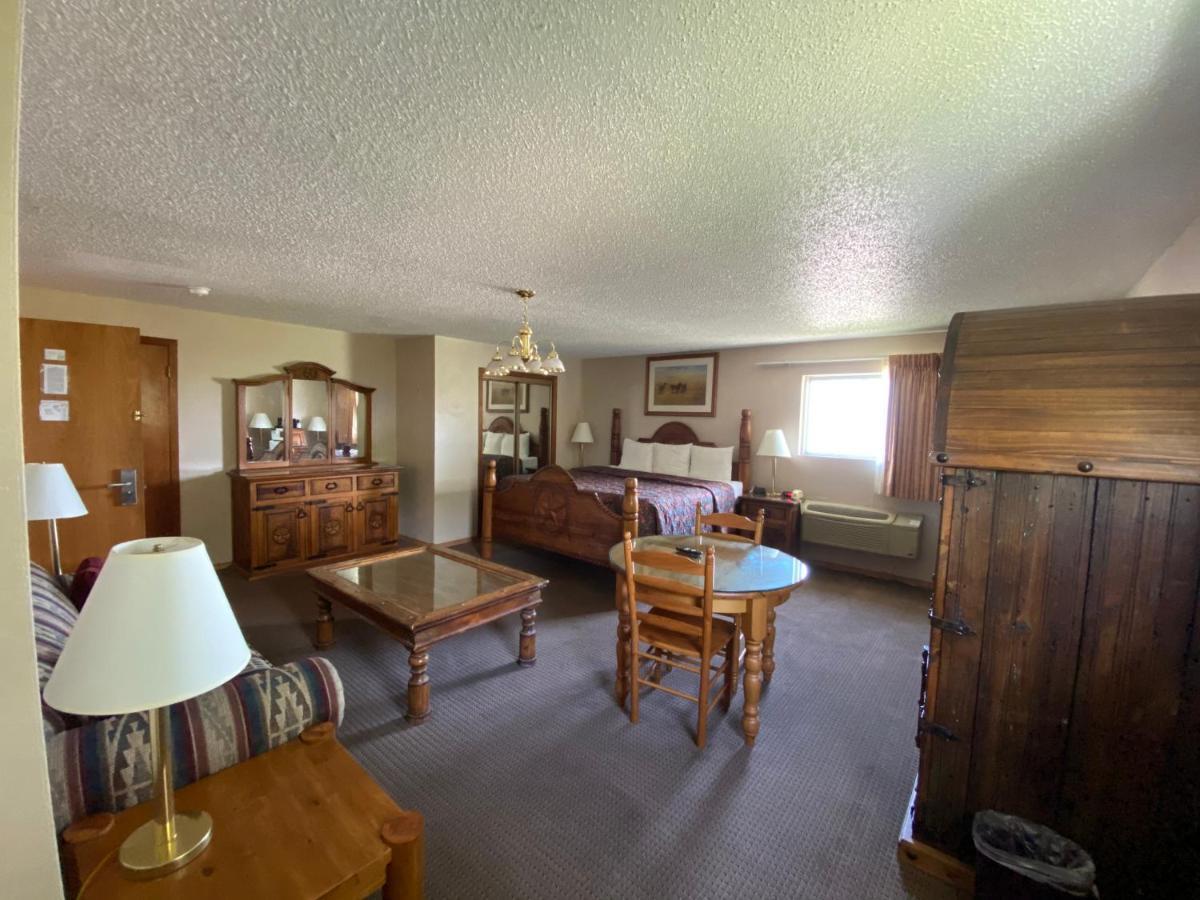 Regency Motel